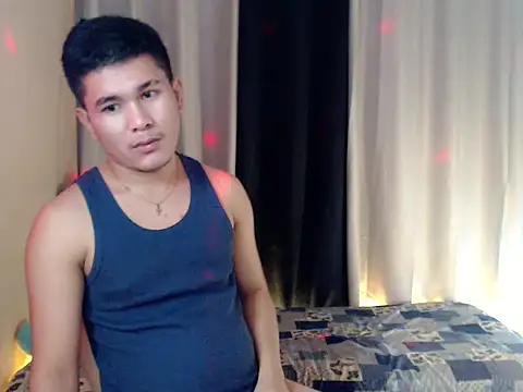 horny_levi: διαδικτυακό σόου στην κάμερα