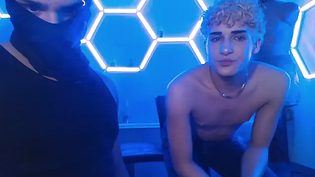 JULIANRAY's Live XXX Chat