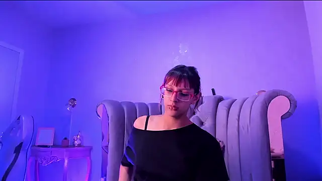 دردشة KatsuraRen الجنسية المباشرة