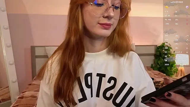 WICKEDEMBER élő XXX-chatje