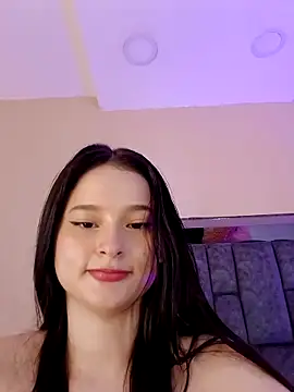 Jasmineloki Adlı Modelin Canlı XXX Sohbeti