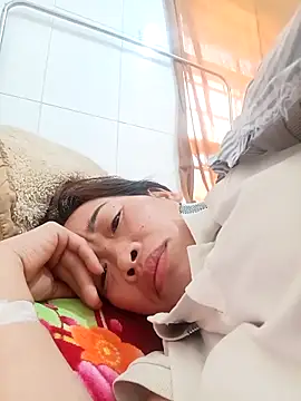 aki_xzx Pertunjukan Webcam