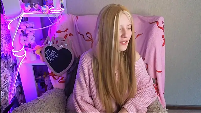 sarakaell Adlı Modelin Canlı XXX Sohbeti