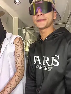 TheBatMansionのウェブカメラショー