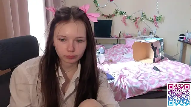 boozekirs_n Live XXX chat