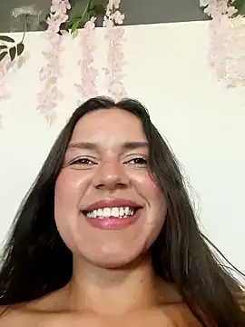 Chat +18 de Danni_shy ao vivo