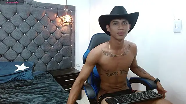 luka_big18's Live XXX Chat