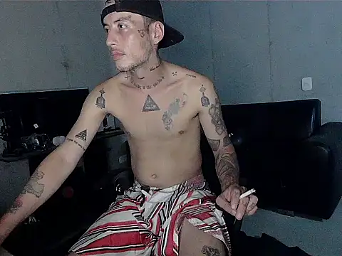 patrik_tattoo_ – Naživo XXX chat