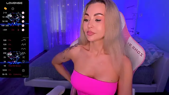 AdeleRobertsn Live XXX chat