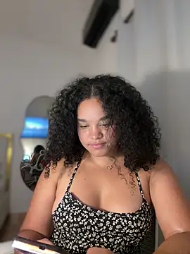 Chatroom XXX en direct de Lucy_wilson5