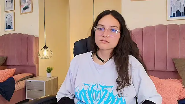 Hanabie_'s Live XXX Chat