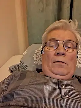 CharitableAnalog0 网络视讯表演