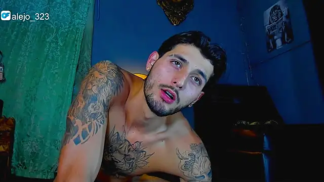 alejo__323__ Live XXX Chat