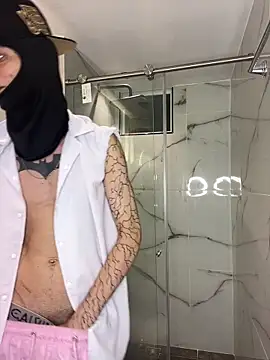 Chat XXX en directo de TheBatMansion