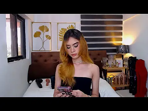 دردشة JuicyCockThea الجنسية المباشرة