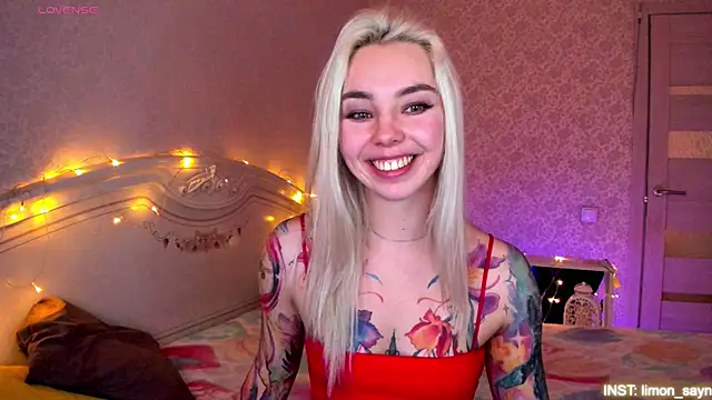 LillyMoure_ Live XXX-chat