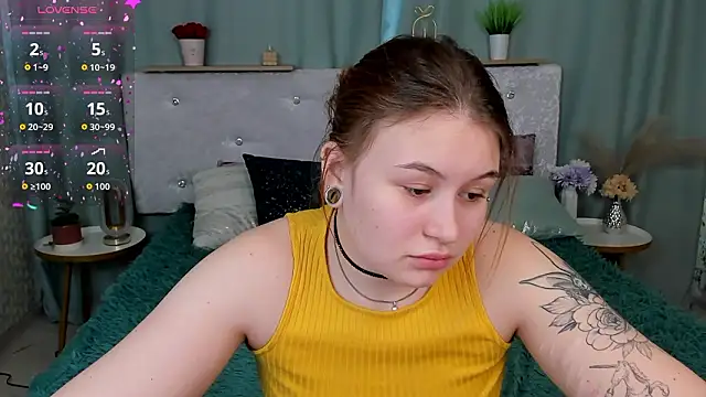 MilanaXHoney's Live XXX Chat