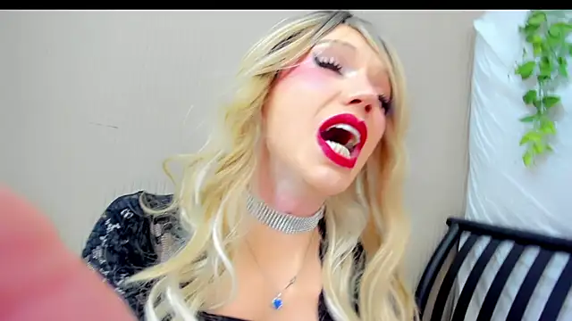 Mia_Miss_Sensual Show in webcam