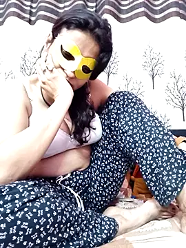 عرض كام Gullapi