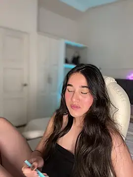 Czat XXX na żywo – julieta_jhonss