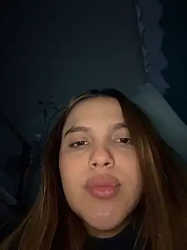 Colibri_xxx Chat XXX in diretta