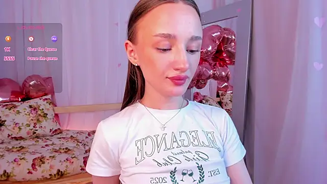 miiss__lulu élő XXX-chatje