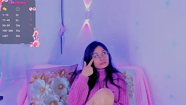 NayeCloud's Live XXX Chat