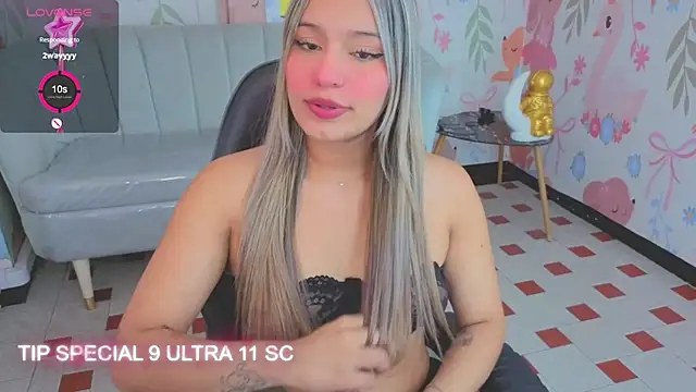 Paris09_v_ Live XXX-Chat