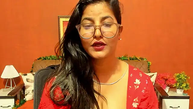 Jasmine_Jaey1 webkamerás műsora