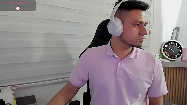 Rick_Adams 现场XXX聊天