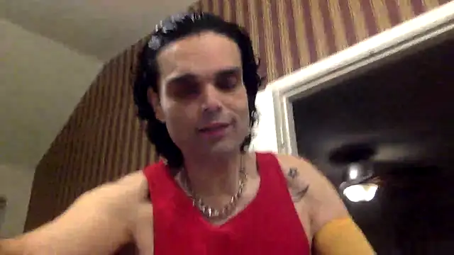 StuntingSpunMarine69 现场XXX聊天