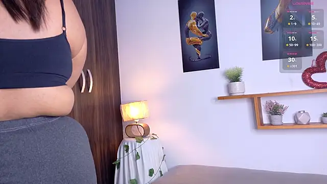 nairagold_'s Webcam Show