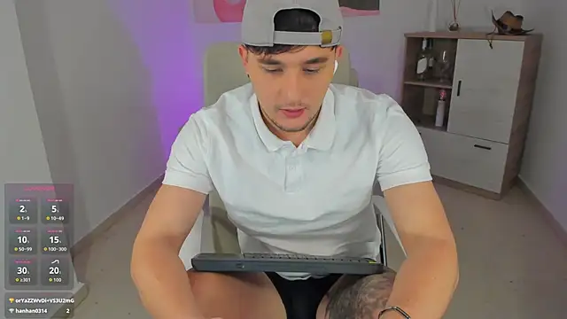 Massimo_Fiore 网络视讯表演