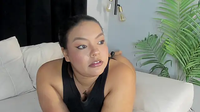 แชท XXX สดของ Amaranoir-