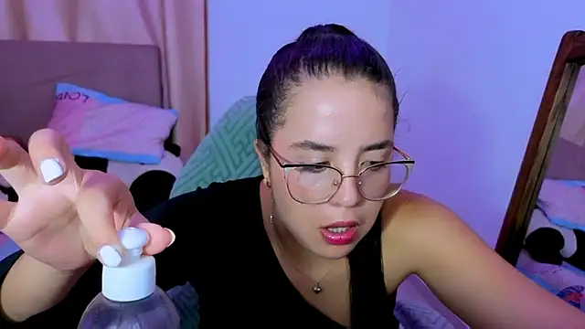 _alicia_z: απευθείας συνομιλία ΧΧΧ