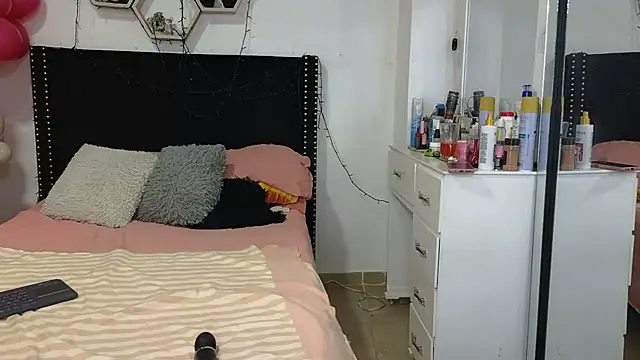 Chat XXX Live charlotte_077