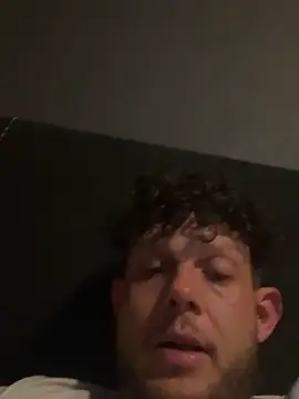 Geilalfaro: διαδικτυακό σόου στην κάμερα