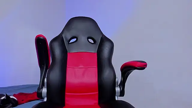 LuigiVitale_1: απευθείας συνομιλία ΧΧΧ