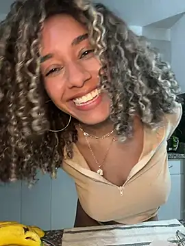 Chat +18 de Belkaj ao vivo