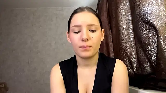 FoxieFlare – webcam-show