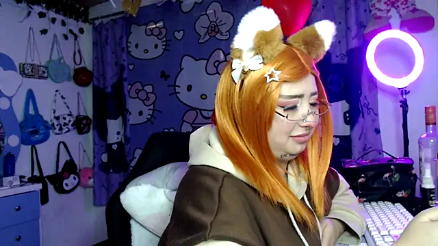 lussyevans24 élő XXX-chatje