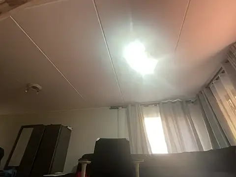 Dicktator16 Adlı Modelin Canlı XXX Sohbeti