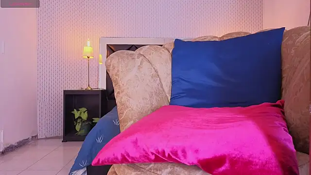 Онлайн чат XXX nova_salvatore