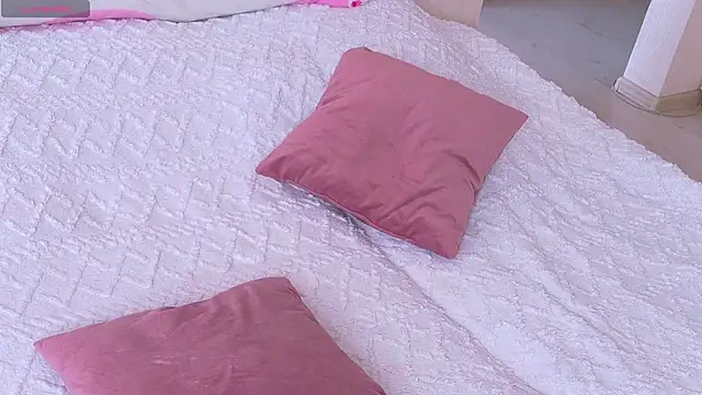 peachiee_'s Live XXX Chat