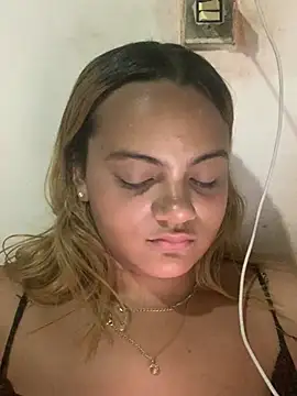 ayla0881 – Kamerová šou