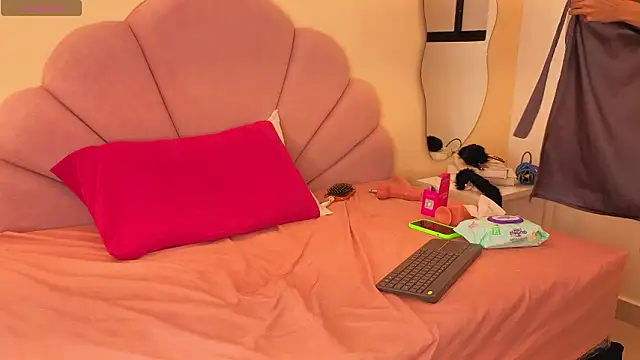 Chatroom XXX en direct de serena_arias7