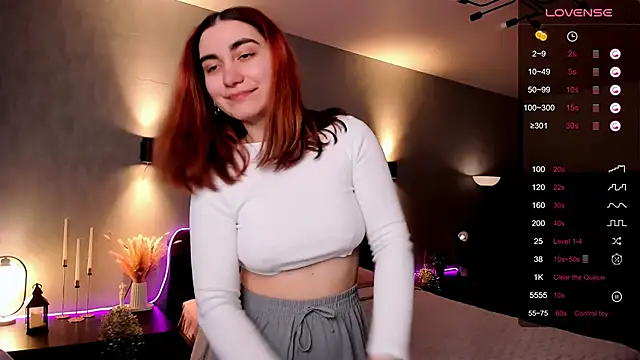 แชท XXX สดของ hannacheekss_