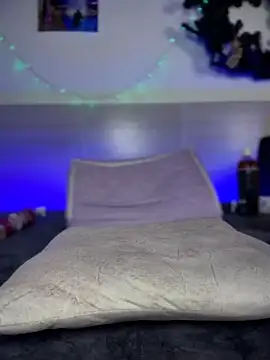 Mia_X1 Adlı Modelin Canlı XXX Sohbeti