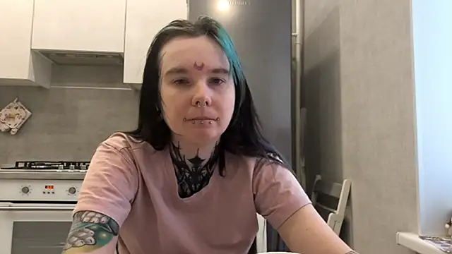 Chatroom XXX en direct de HighelikeGirl