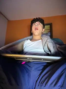 Онлайн чат XXX Nick_Twink